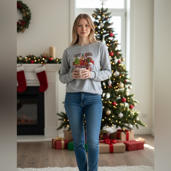Tops - Gray Christmas Graphic Sweatshirt
